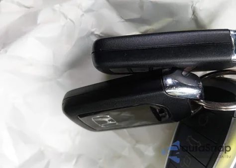 2020 Honda Accord Lx z USA, uszkodzony, nr VIN 1HGCV1F19LA008120